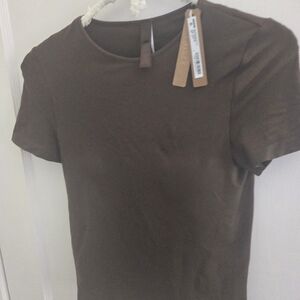 SKIMS Cocoa Short Sleeve Tee